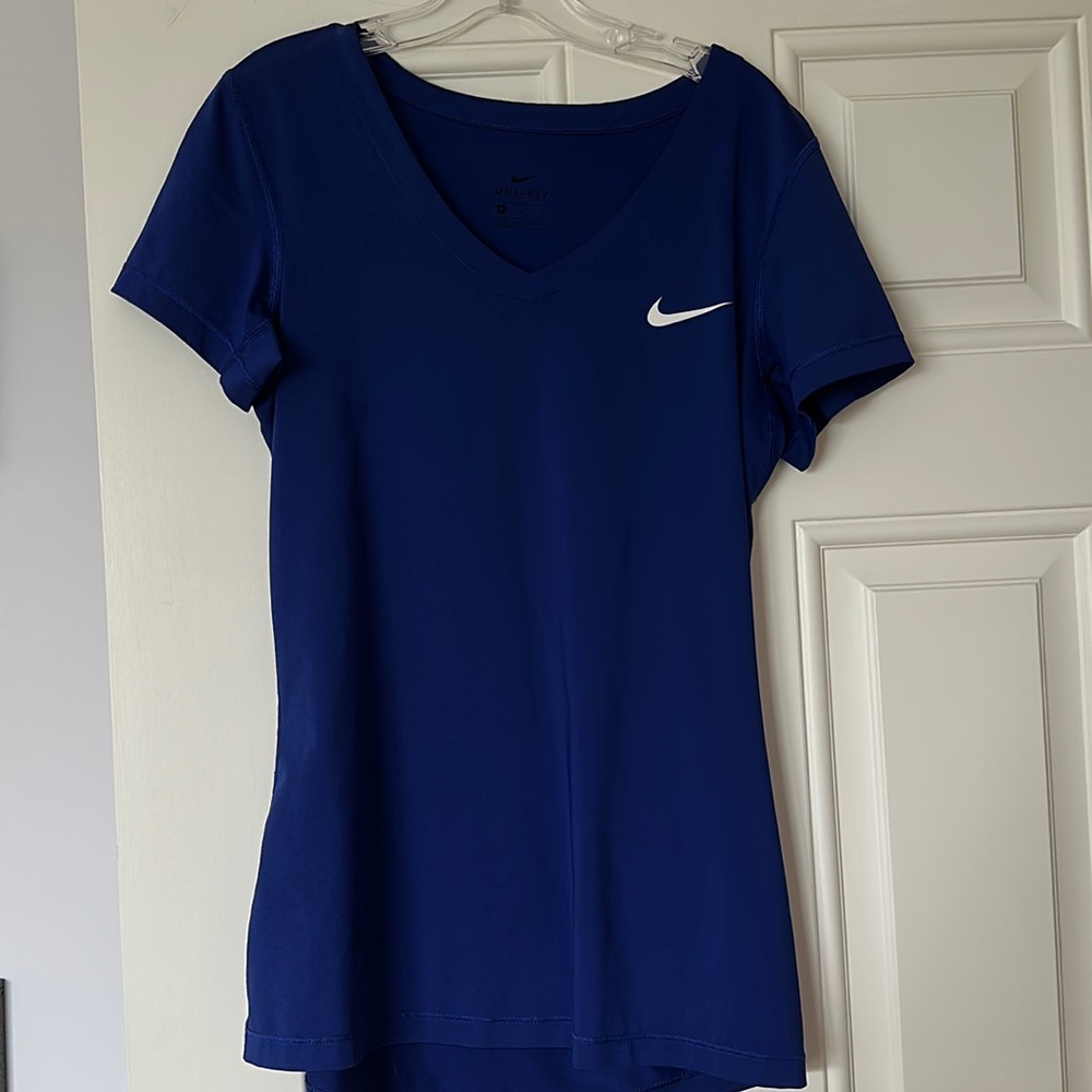 Nike athletic top